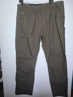 NWT KÜHL Men’s Revolvr Full Fit Pants 38x32 Olive Green Relaxed Hiking Utility